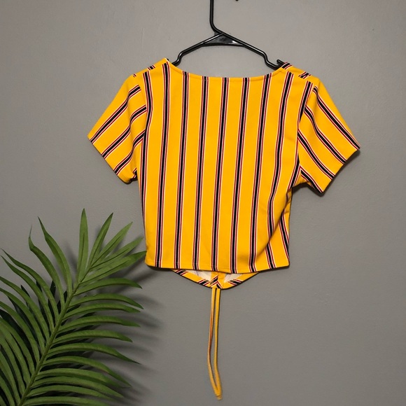 ReVamped Cropped Top - Picture 2 of 2